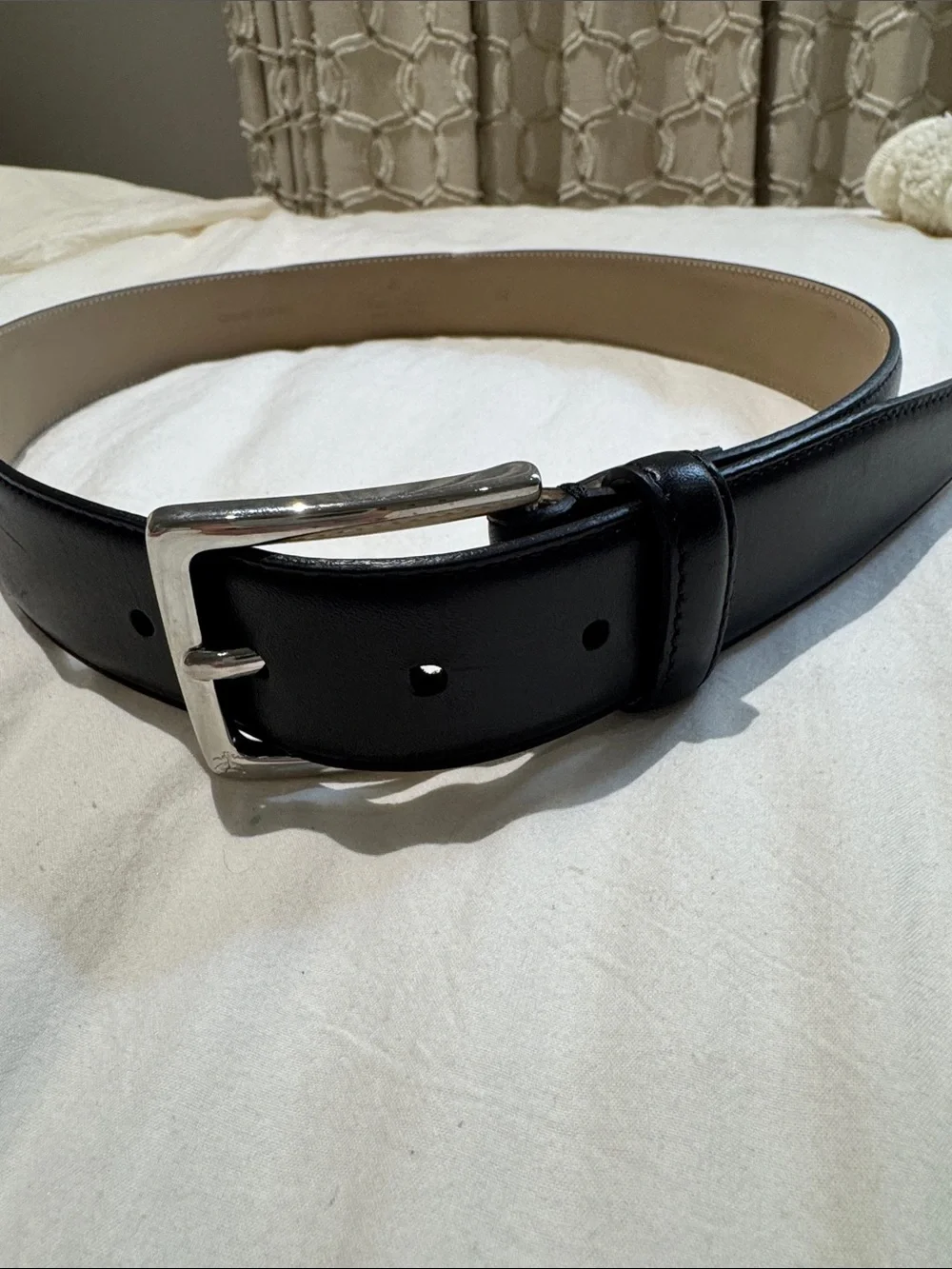 Brooks Brothers Classic Black Leather Men's Belt - NWOT - Size 32